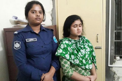 স্বামীকে ৬ টুকরো করে ওয়্যারড্রোবে রাখেন স্ত্রী!