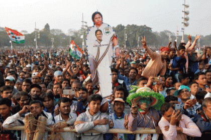 ভারতীয় রাজনীতিতে ফের নিজের অস্তিত্ব প্রমাণ করতে চান মমতা