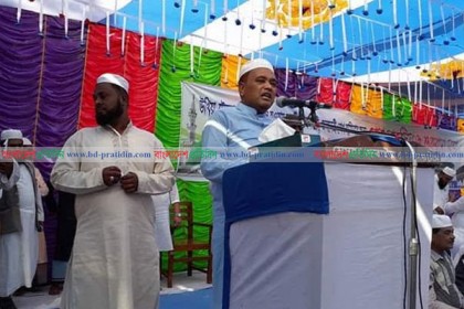 টেকনাফকে 'ইয়াবার গজব' থেকে মুক্ত করতে দোয়া চাইলেন বদি