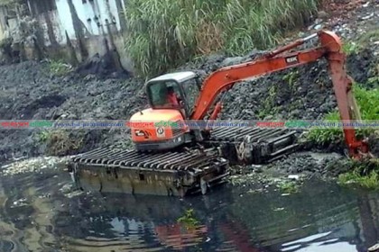 ‘বাসিয়া’ নদী খননে অনিয়মের অভিযোগ