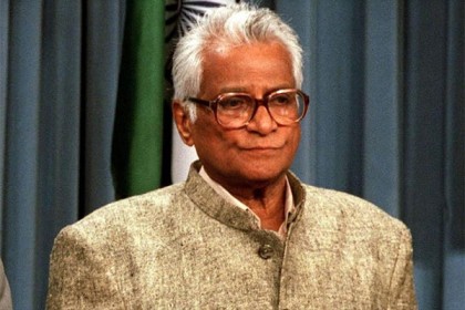 ভারতের সাবেক প্রতিরক্ষামন্ত্রী জর্জ ফার্নান্ডেজ আর নেই