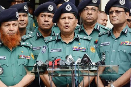 বইমেলায় নিশ্ছিদ্র নিরাপত্তা, টিএসসি থেকে দোয়েল চত্বর পর্যন্ত সিসিটিভি