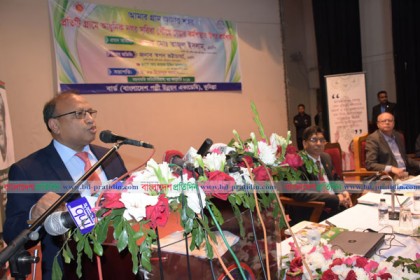 অফিসের বড় কর্তাদের দুর্নীতি মুক্ত থাকার আহ্বান এলজিআরডি মন্ত্রীর

