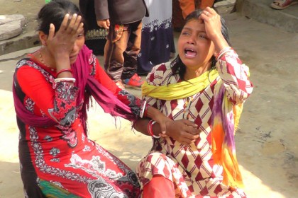 ফুলবাড়ীতে খেলার সময় পানিতে পড়ে শিশুর মৃত্যু
