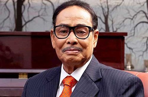 সোমবার দেশে ফিরছেন এরশাদ