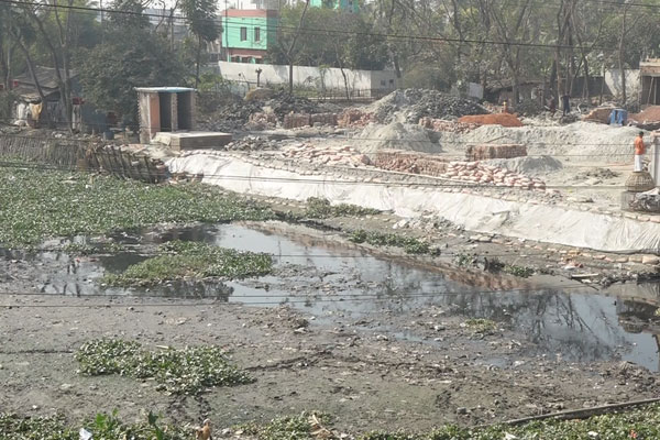 দখলমুক্ত হচ্ছে খুলনার ২২টি খাল 

