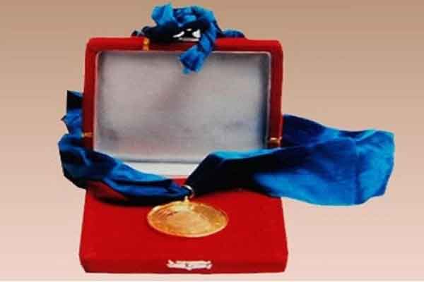 এবার একুশে পদক পাচ্ছেন ২১ বিশিষ্টজন