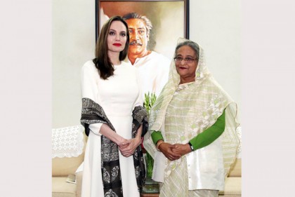 প্রধানমন্ত্রীর সঙ্গে অ্যাঞ্জেলিনা জোলির সাক্ষাৎ