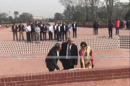 জাতীয় স্মৃতিসৌধে আইসিসি চেয়ারম্যানের শ্রদ্ধা নিবেদন