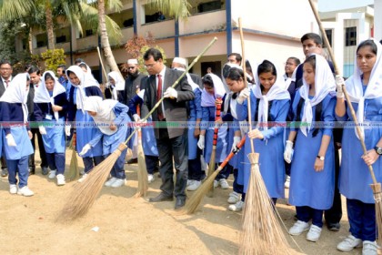 সারা বছরই প্রতিষ্ঠান পরিষ্কার রাখার প্রত্যয় শিক্ষার্থীদের