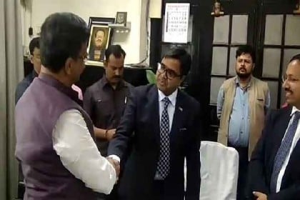 কলকাতা পুরসভা পরিদর্শনে মেয়র সাঈদ খোকন