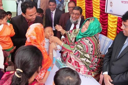 চুয়াডাঙ্গায় ভিটামিন 'এ' প্লাস ক্যাম্পেইনের উদ্বোধন