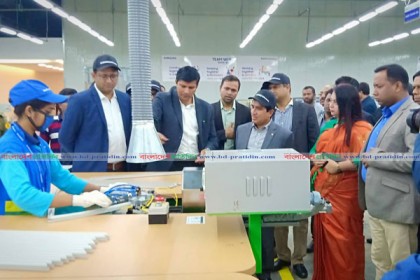 ‘রপ্তানিকারক দেশ হিসেবে বাংলাদেশ নিজেদের তুলে ধরতে চায়’