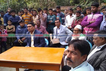 কালীগঞ্জে প্রতিবন্ধী কিশোরীকে গণধর্ষণের অভিযোগ, আটক ৪