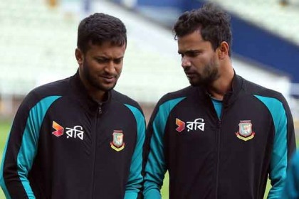 নিউজিল্যান্ডের বিপক্ষে সাকিবের অনুপস্থিতি চিন্তার কারণ : মাশরাফি