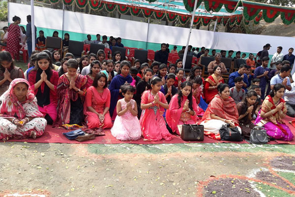 নোয়াখালীতে সরস্বতী পূজা উদযাপিত
