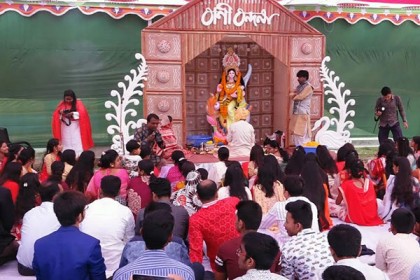 বরিশালে নানা আয়োজনে সরস্বতী পূজা উদযাপন