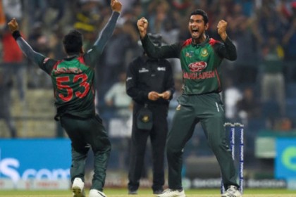 মাহমুদুল্লাহর ‘অদ্ভূত’ বোলিং অ্যাকশন, ভিডিও ভাইরাল 
