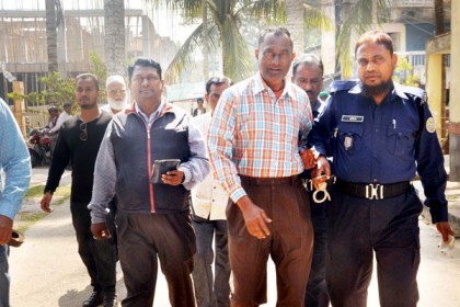 বরিশালে অর্থ আত্মসাৎ মামলায় জাপা নেতা কারাগারে

