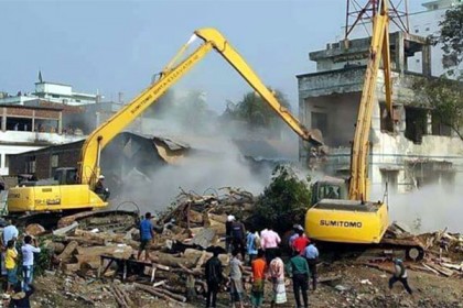 বুড়িগঙ্গা তীরে ফের বিআইডব্লিওটিএ'র অভিযান