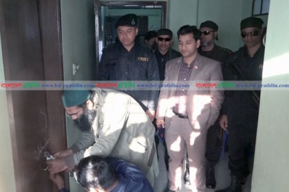 বরিশালে দু'টি কোচিং সেন্টার সিলগালা