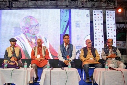 পশ্চিমবঙ্গে ৫০ কপি বিক্রি হলে বাংলাদেশে বিক্রি হয় ৫০০: শীর্ষেন্দু