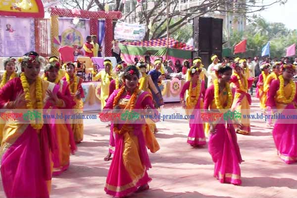লক্ষ্মীপুরে বসন্তবরণ উৎসব