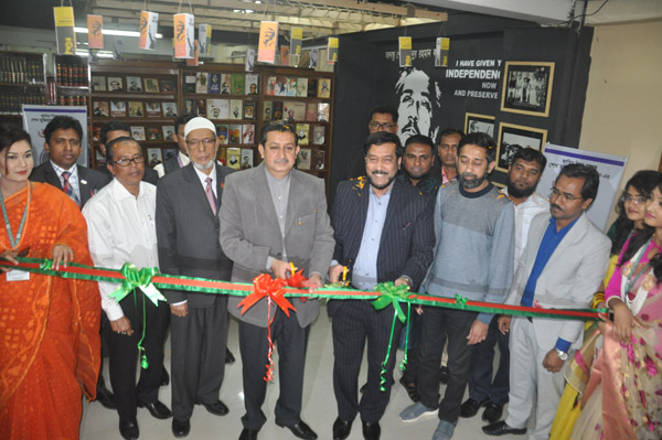 খুলনায় এনইউবিটি’তে ‘বঙ্গবন্ধু কর্নার’ উদ্বোধন