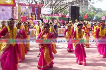 লক্ষ্মীপুরে বসন্তবরণ উৎসব