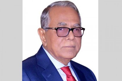 
কোস্টগার্ডের আধুনিকায়নে ব্যাপক পদক্ষেপ গ্রহণ করেছে সরকার : রাষ্ট্রপতি
