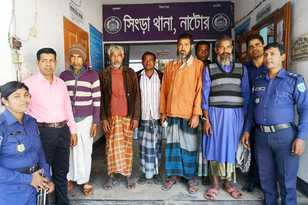 সিংড়ায় মাদক বিরোধী অভিযানে আটক ৭
