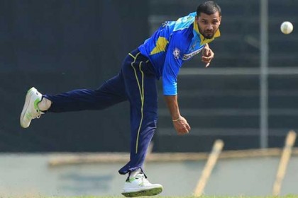 মাশরাফিকে ধরে রাখল আবাহনী