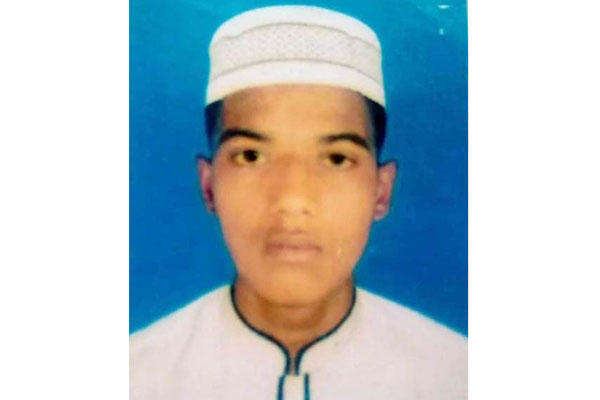 মোরেলগঞ্জে মাদ্রাসা ছাত্র হত্যায় এক ছাত্রীসহ আটক ৪
