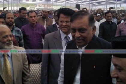 ধর্মকে হৃদয়ে ধারণ করে ইয়াবাকে বর্জনের আহ্বান স্বরাষ্ট্রমন্ত্রীর