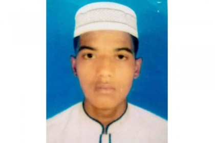 মোরেলগঞ্জে মাদ্রাসা ছাত্র হত্যায় এক ছাত্রীসহ আটক ৪