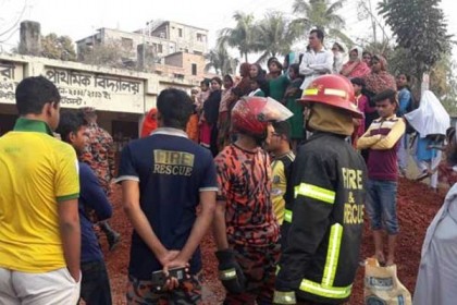 সিরাজগঞ্জে দেয়াল ধসে দুই শ্রমিক নিহত