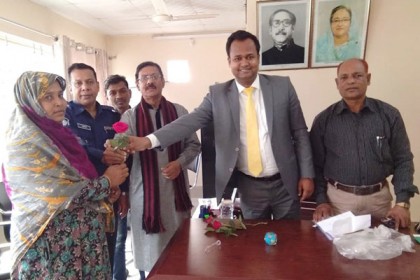 কামারখন্দে পাঁচ মাদক ব্যবসায়ীর আত্মসমর্পণ 

