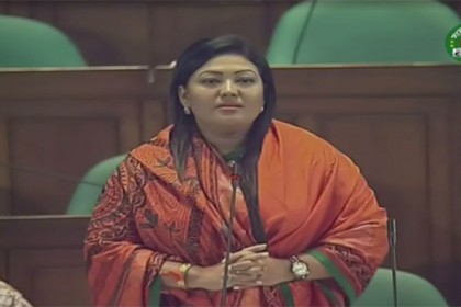 গানে গানে সংসদে উন্নয়নের প্রত্যাশা মমতাজের (ভিডিও)