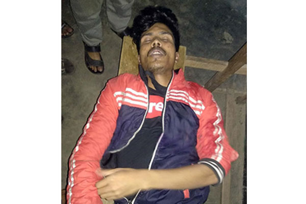 ঢাবি শিক্ষার্থীকে মেরে ডাস্টবিনে ফেললেন ছাত্রলীগ কর্মী