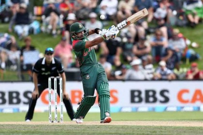 ওয়ানডেতে সাব্বিরের অভিষেক সেঞ্চুরি
