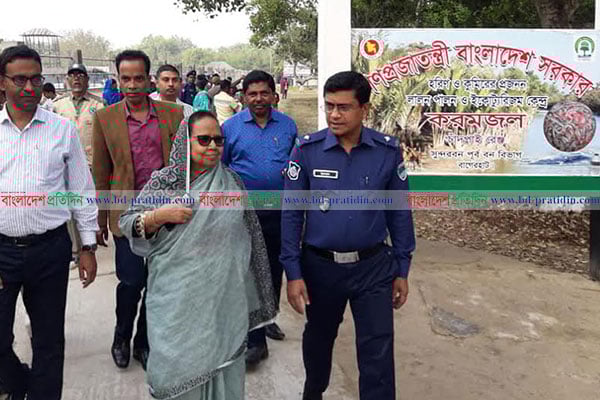 সুন্দরবনে আগুন ঠেকাতে ব্যবস্থার নির্দেশ উপমন্ত্রীর