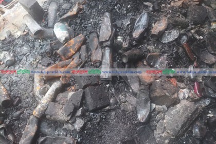 আগুন দ্রুত ছড়িয়ে দিয়েছে কেমিক্যাল : ফায়ার সার্ভিস