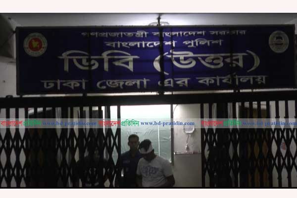 আশুলিয়ায় মাদক ব্যবসায়ীদের সঙ্গে পুলিশের সংঘর্ষ, এসআইসহ আহত ১০ 
