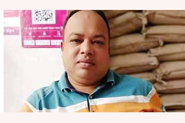 খবিরের বাড়িতে তিন দিনেও থামছে না শোকের মাতম