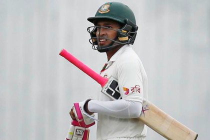প্রথম টেস্টে মুশফিককে নিয়ে সংশয়