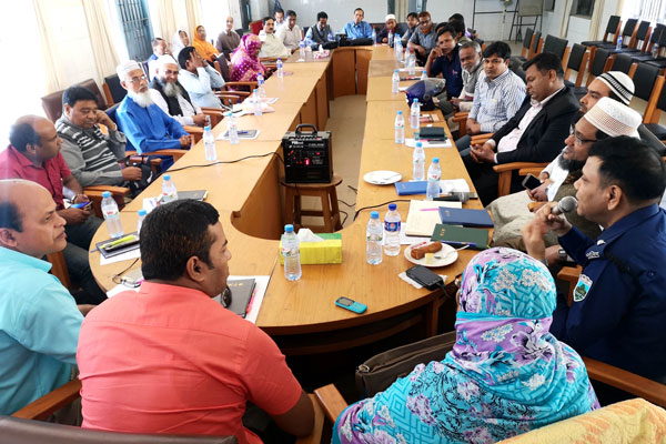 সিংড়ায় জলাতঙ্ক নির্মূলে অবহিতকরণ সভা

