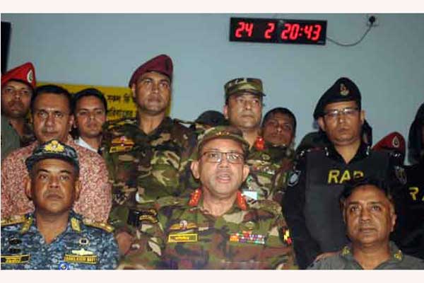 'ছিনতাইকারীর নাম মাহাদী, হাতে ছিল পিস্তল'