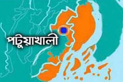 পর্যটকদের কাছে চাঁদা তুলতে গিয়ে দুই যুবক আটক 

