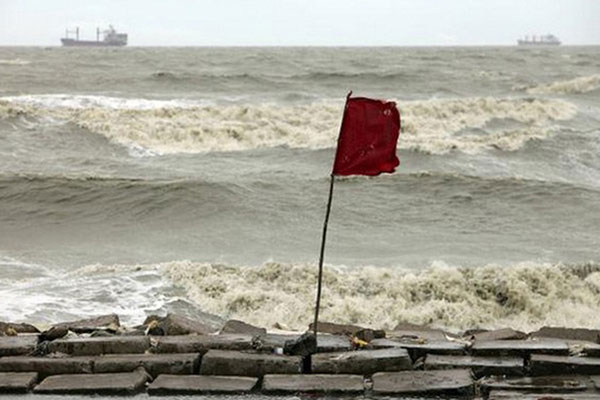 সাগরে ৩ নম্বর সতর্ক সংকেত