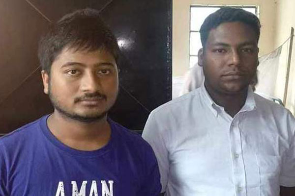 চমেক হাসপাতাল থেকে দুই দালাল আটক

